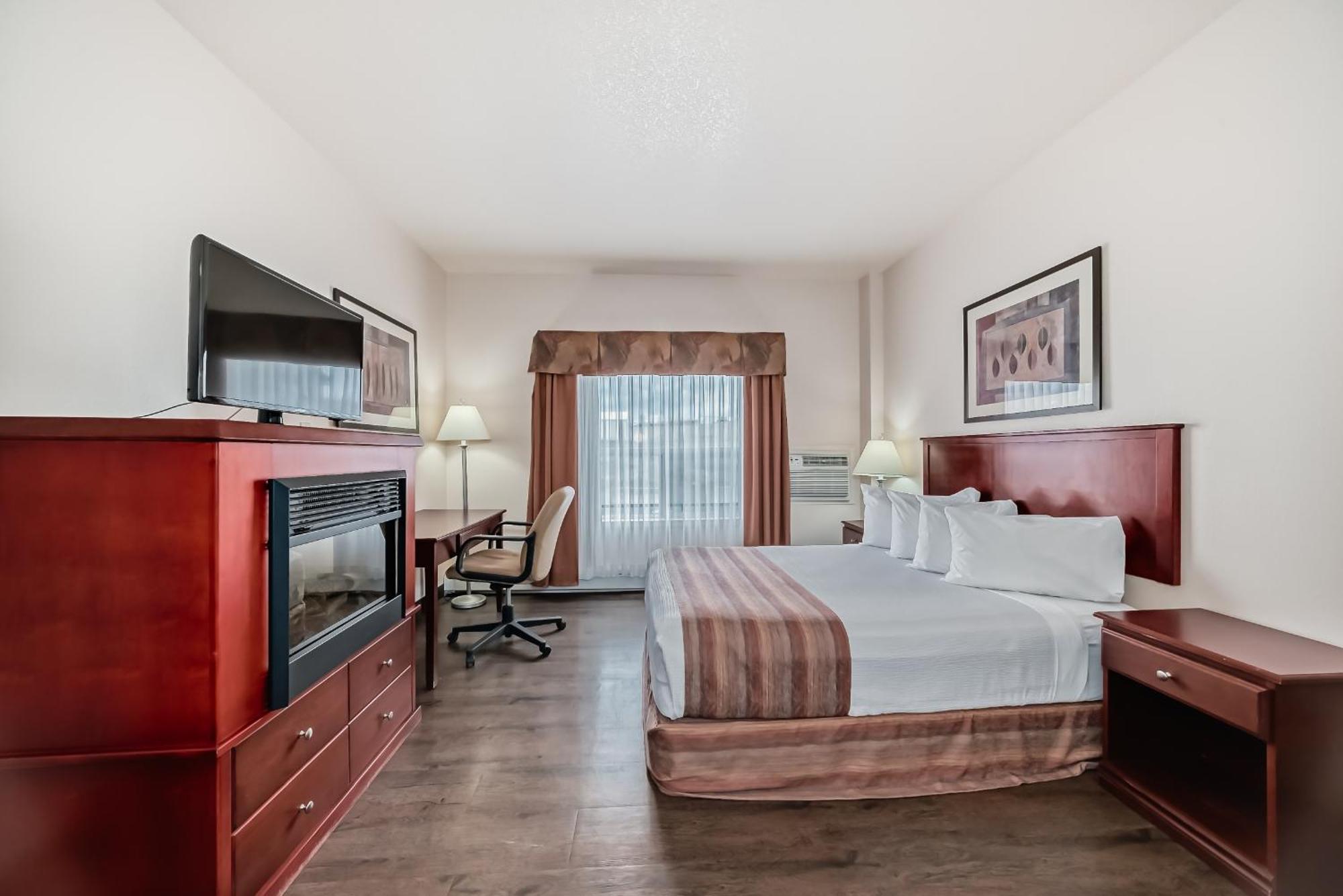 Grande Cache Inn & Suites Exterior foto