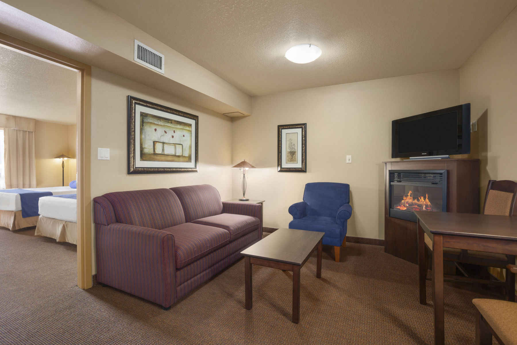 Grande Cache Inn & Suites Exterior foto